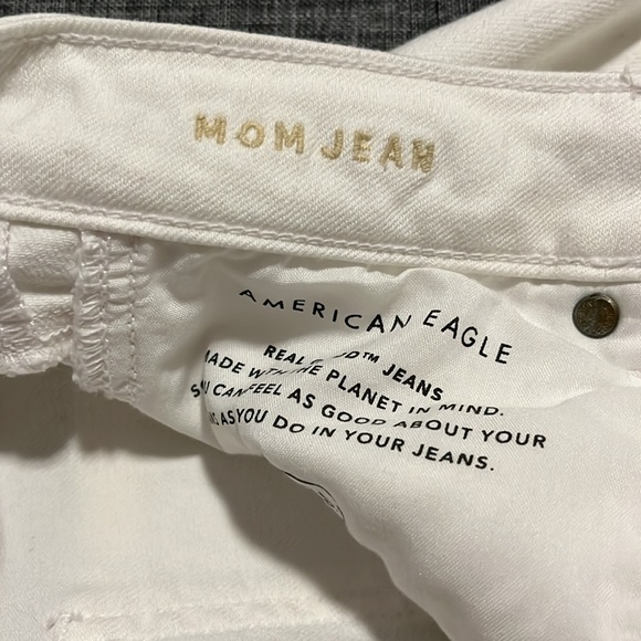 American Eagle Mom Jeans - White - Picture 4 of 6